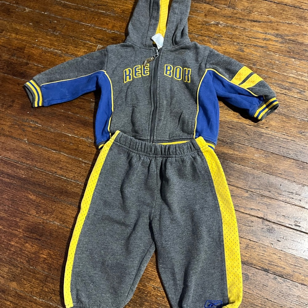 Reebok outfit set